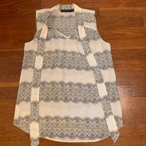 The Limited-Sleeveless Blouse. Size XS